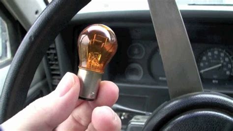 2006 ford fusion turn signal problems